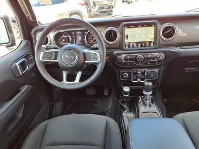 2023 Jeep Gladiator Overland