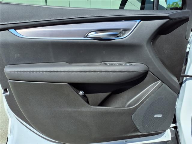 2025 Cadillac XT5 Luxury