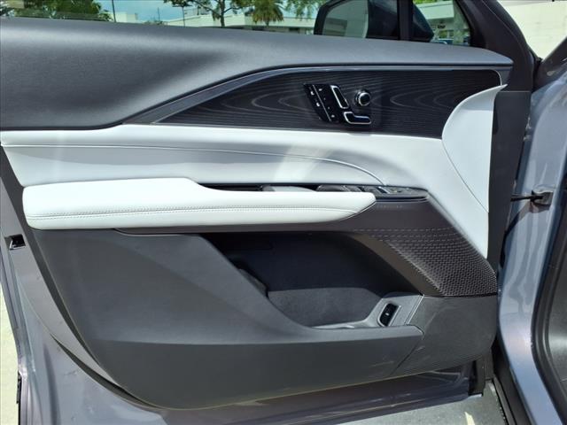 2025 Cadillac LYRIQ Luxury