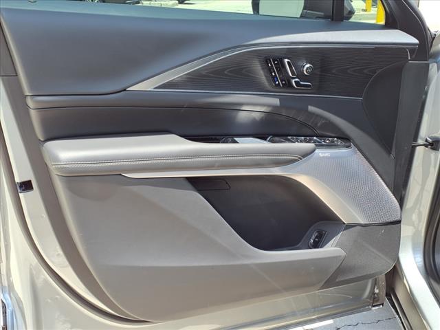 2025 Cadillac LYRIQ Sport