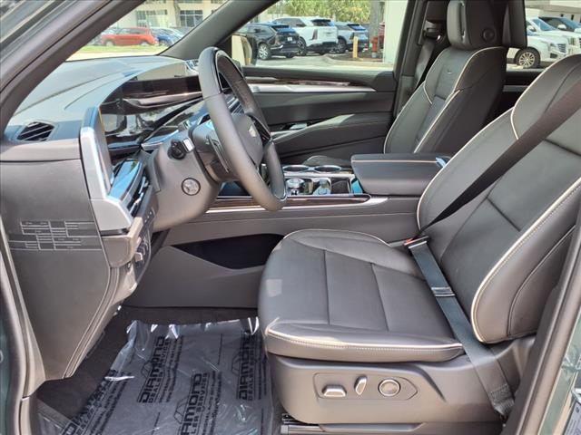 2025 Cadillac Escalade ESV Premium