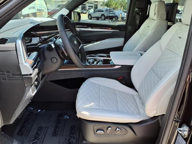 2025 Cadillac Escalade ESV Premium Luxury Platinum