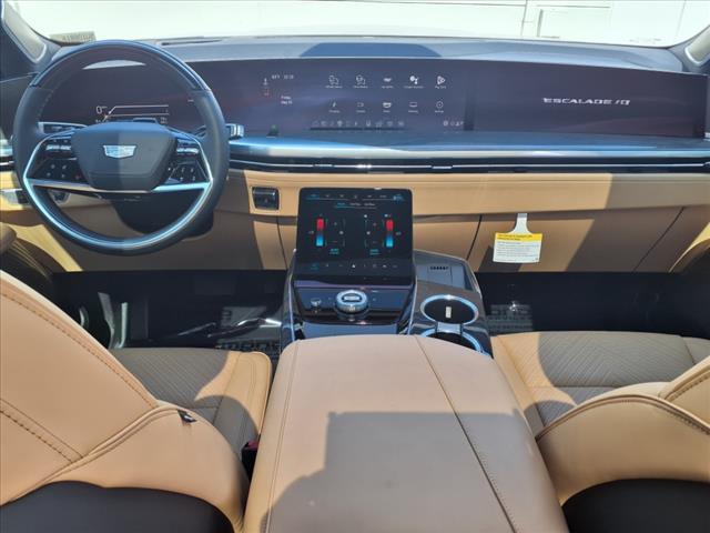 2025 Cadillac Escalade IQ Sport 2