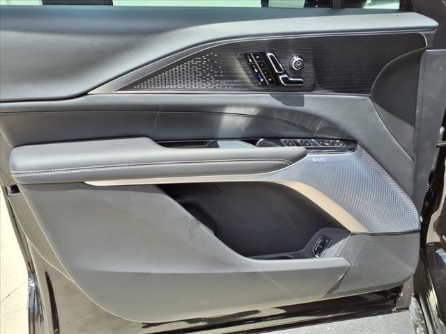 2026 Cadillac LYRIQ-V 