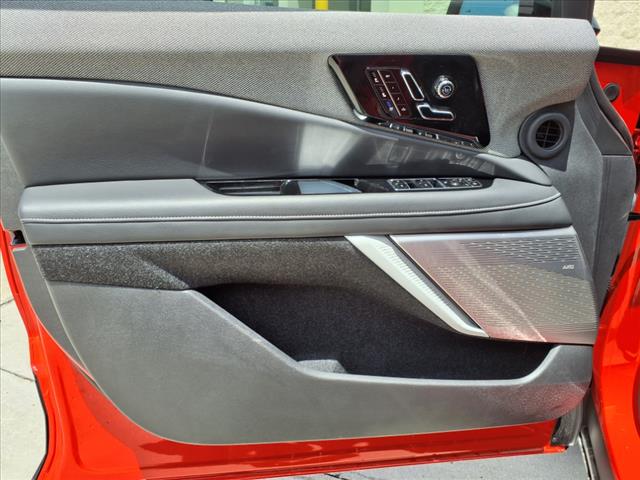2025 Cadillac OPTIQ 