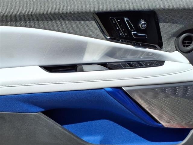 2025 Cadillac OPTIQ 