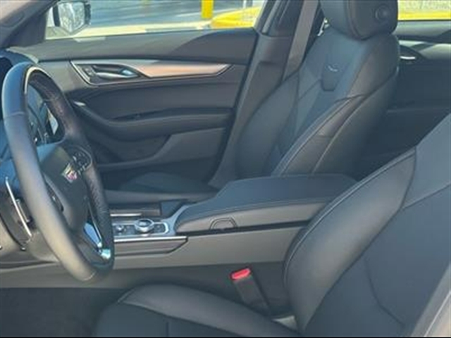 2025 Cadillac CT5 Premium Luxury