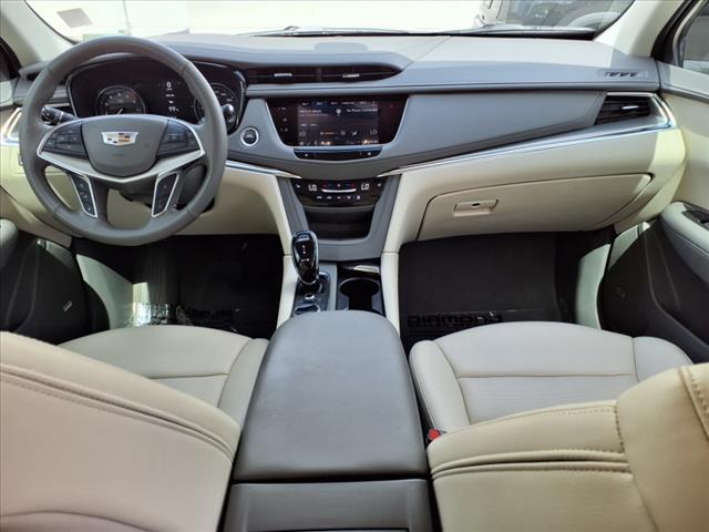 2022 Cadillac XT5 Premium Luxury