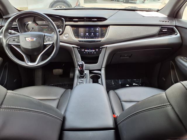 2022 Cadillac XT6 Luxury