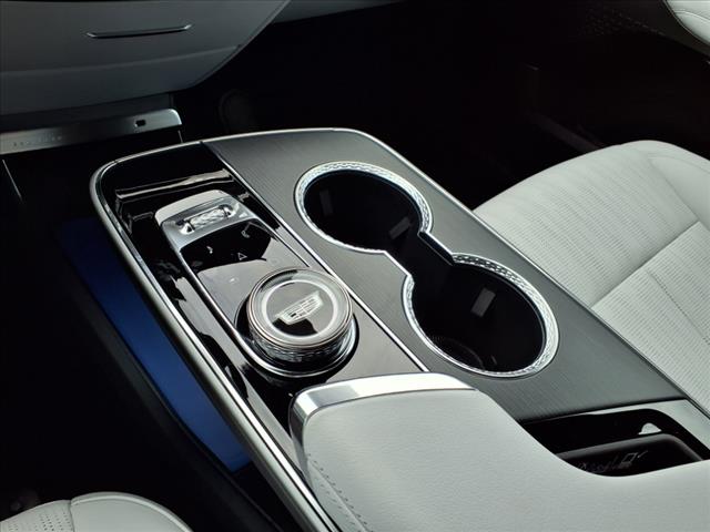 2025 Cadillac LYRIQ Luxury