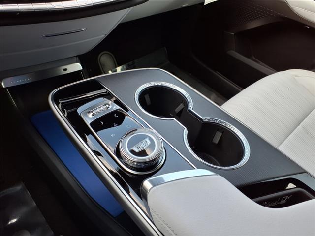 2025 Cadillac LYRIQ Luxury