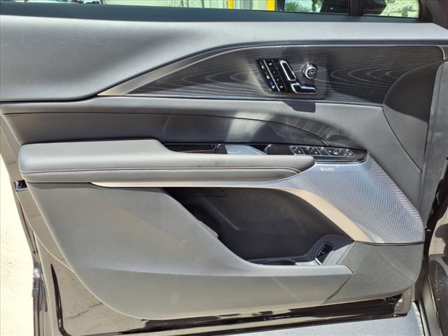 2025 Cadillac LYRIQ Luxury