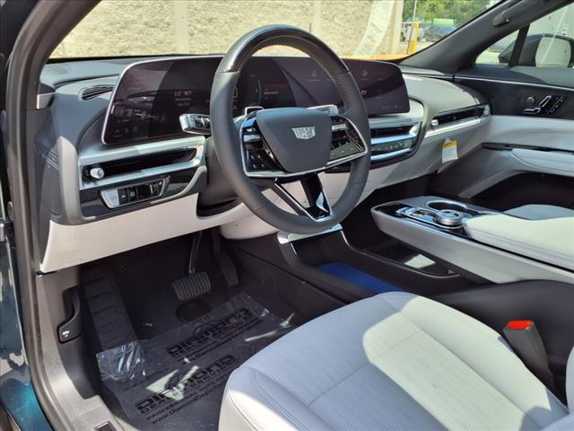 2025 Cadillac LYRIQ Luxury