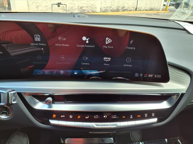 2025 Cadillac LYRIQ Sport