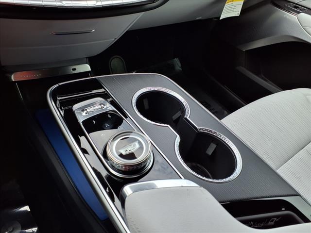 2025 Cadillac LYRIQ Sport