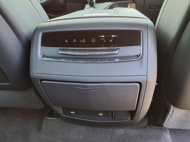 2024 Cadillac Escalade ESV Luxury