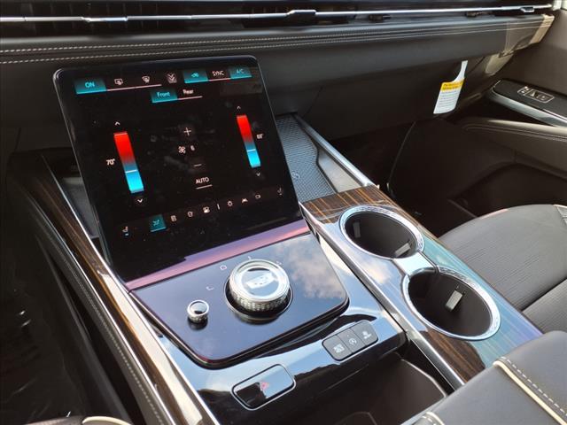 2025 Cadillac Escalade Premium Luxury