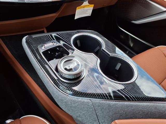 2025 Cadillac OPTIQ 