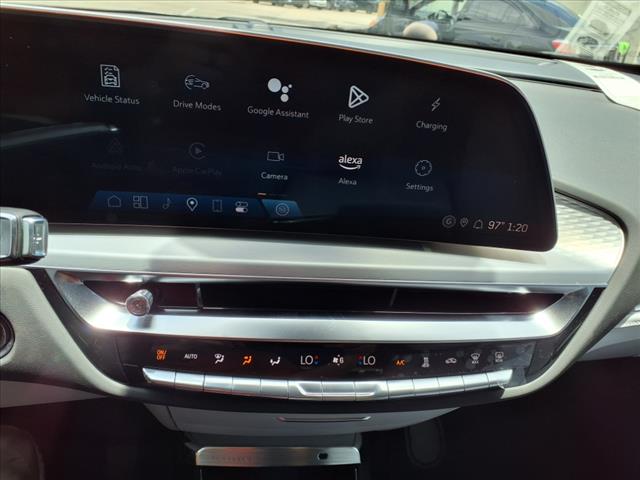 2025 Cadillac LYRIQ Luxury