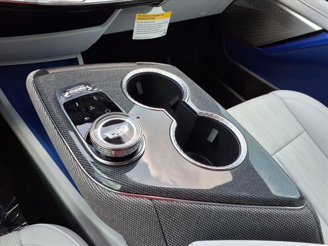 2025 Cadillac OPTIQ 