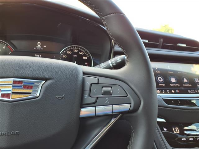 2025 Cadillac XT6 Luxury