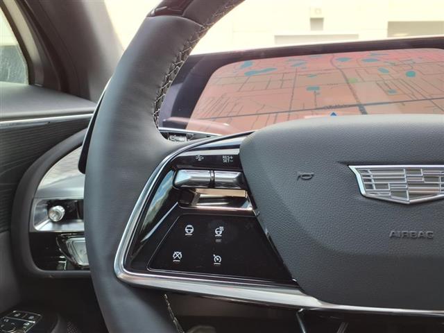 2025 Cadillac LYRIQ Sport
