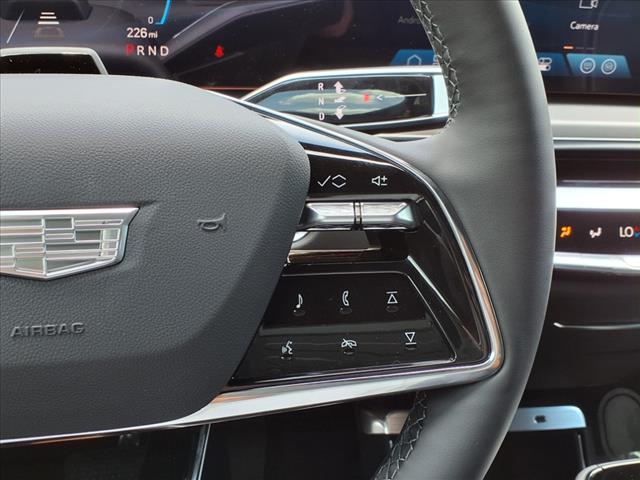 2025 Cadillac LYRIQ Sport