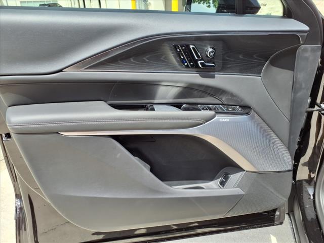 2025 Cadillac LYRIQ Sport