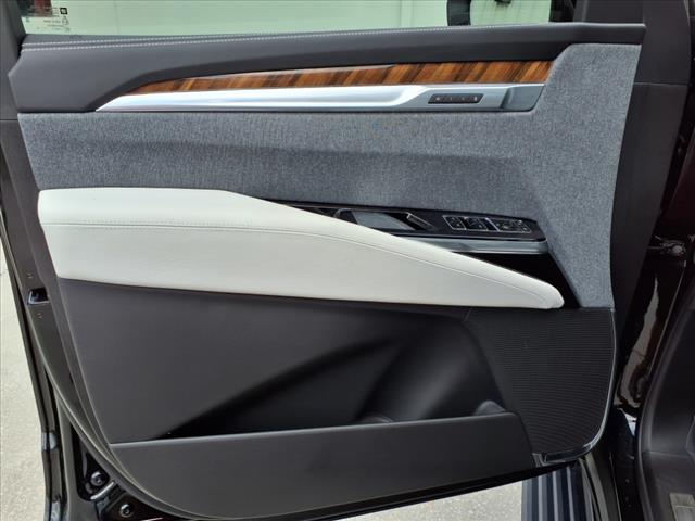 2025 Cadillac Escalade Premium Luxury Platinum