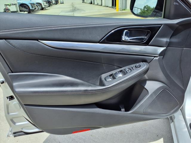 2022 Nissan Maxima SV