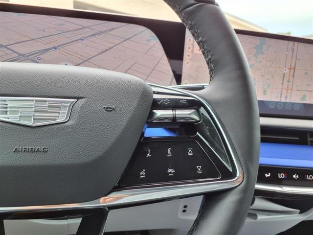 2025 Cadillac OPTIQ 