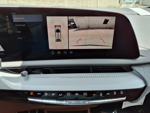2025 Cadillac OPTIQ 