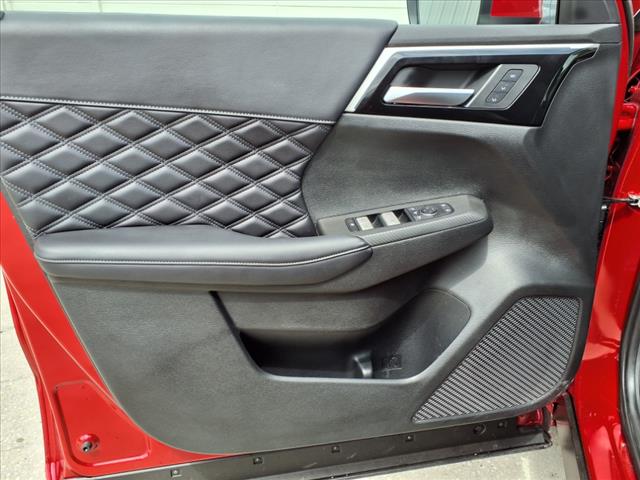 2024 Mitsubishi Outlander SEL