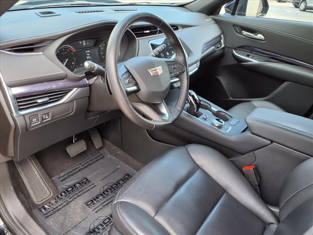 2023 Cadillac XT4 Luxury