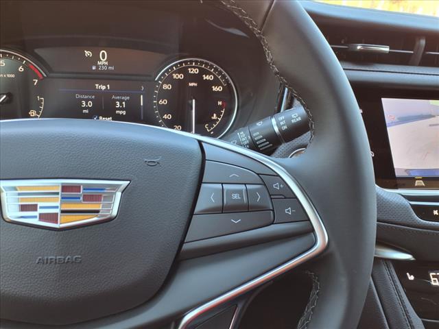 2025 Cadillac XT5 Luxury
