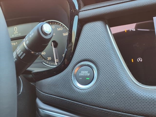 2025 Cadillac XT5 Luxury