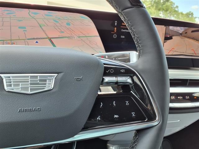 2025 Cadillac LYRIQ Sport