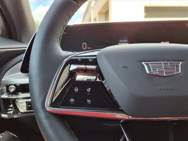 2025 Cadillac LYRIQ Sport