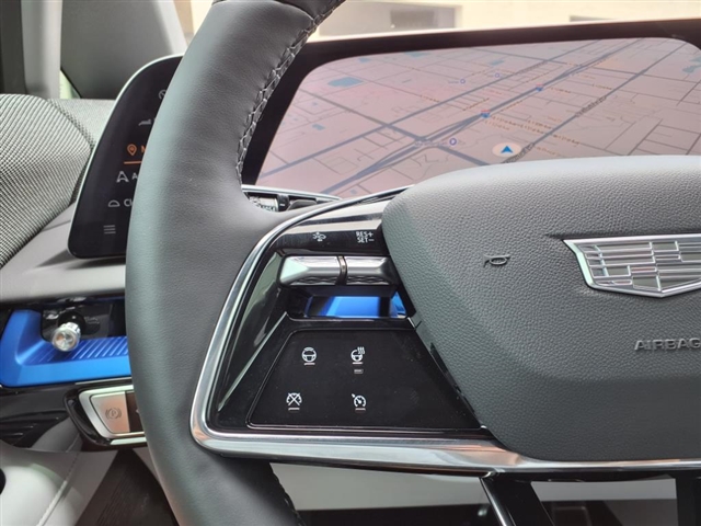 2025 Cadillac OPTIQ 