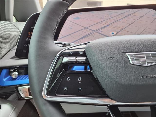 2025 Cadillac OPTIQ 