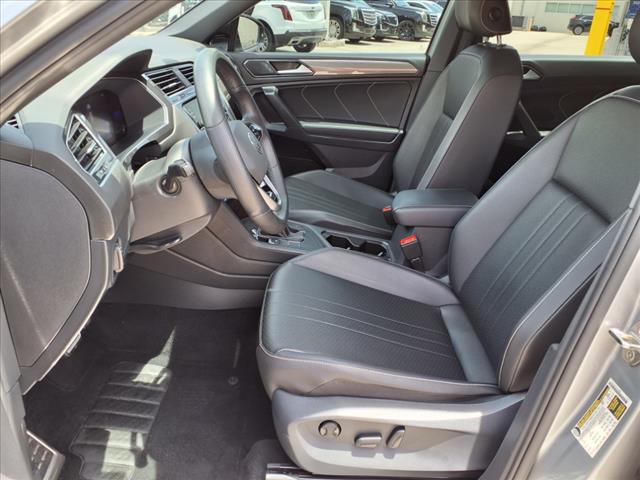 2022 Volkswagen Tiguan 2.0T SE R-Line Black
