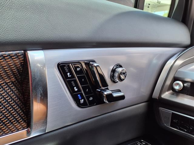 2026 Cadillac VISTIQ 