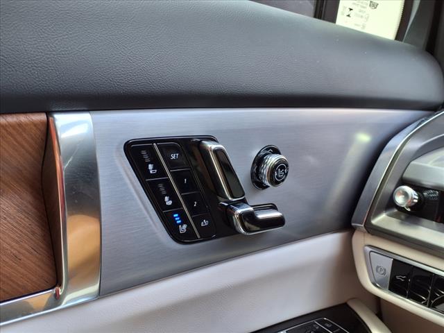 2026 Cadillac VISTIQ 