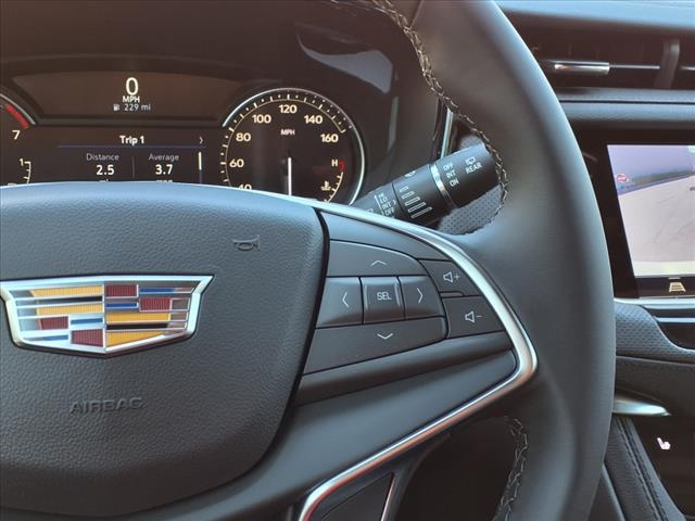 2025 Cadillac XT5 Luxury