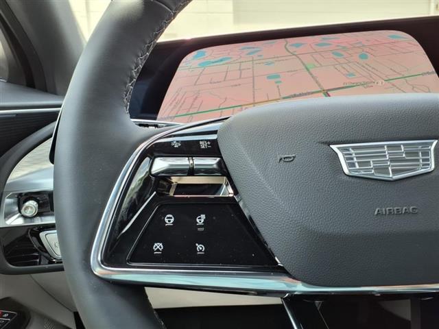 2025 Cadillac LYRIQ Sport