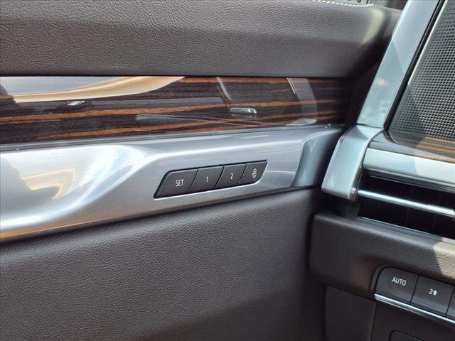 2025 Cadillac Escalade Premium Luxury