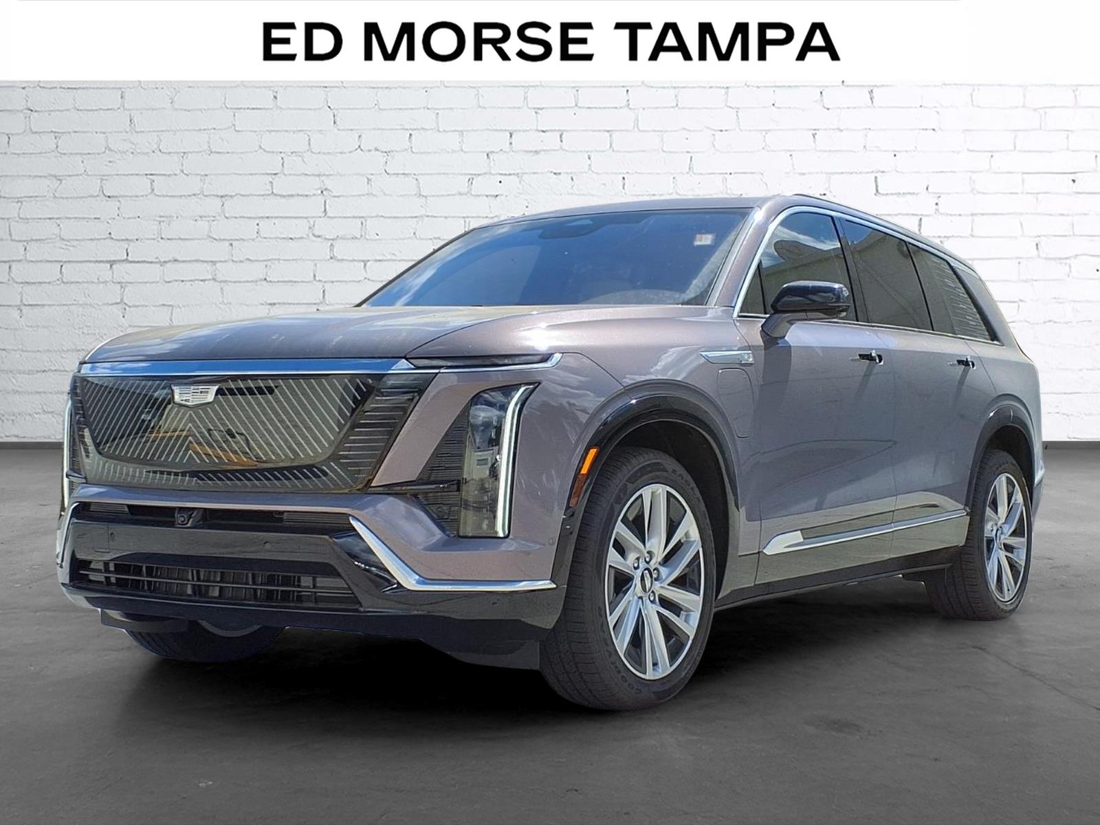 Celestial Metallic 2026 Cadillac VISTIQ Luxury AWD SUV / Crossover All-Wheel Drive 1-Speed Automatic