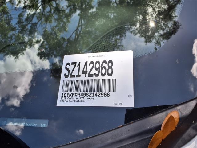 2025 Cadillac XT6 Luxury