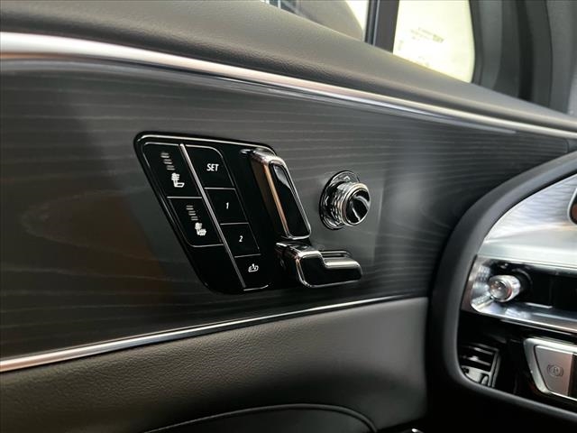 2025 Cadillac LYRIQ Luxury