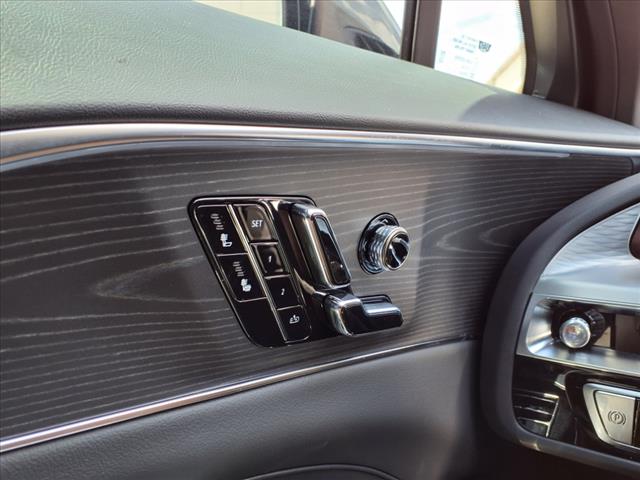 2025 Cadillac LYRIQ Sport